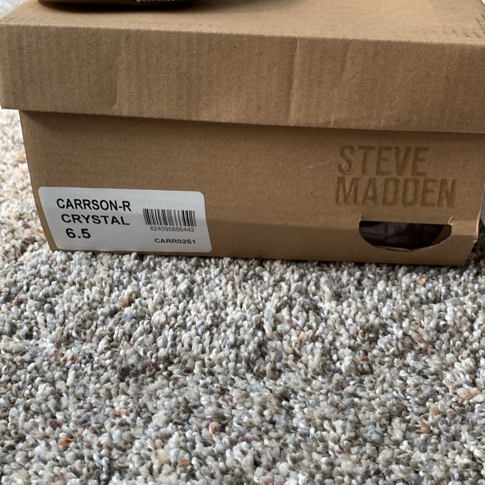 STEVE MADDEN Carson rhinestone heel 👠 - Picture 5 of 5